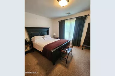 9 Stanley Dr, Great Barrington, MA 01230 - Photo 17
