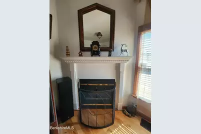 9 Stanley Dr, Great Barrington, MA 01230 - Photo 7