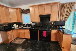 9 Stanley Dr, Great Barrington, MA 01230 - Photo 11