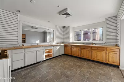 1311 East St, Pittsfield, MA 01201 - Photo 17