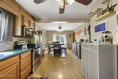 4 Garden St, Pittsfield, MA 01201 - Photo 3