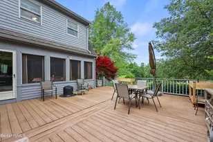 135 East St, Lee, MA 01238 - Photo 35