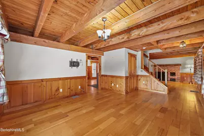 135 East St, Lee, MA 01238 - Photo 21
