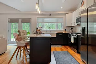 73 Candlewood Dr, Williamstown, MA 01267 - Photo 5