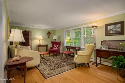 124 Elm St, Williamstown, MA 01267 - Photo 11