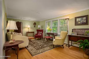 124 Elm St, Williamstown, MA 01267 - Photo 11