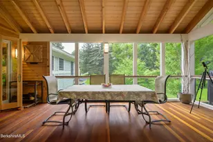 124 Elm St, Williamstown, MA 01267 - Photo 25