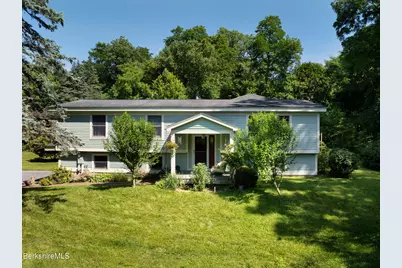 124 Elm St, Williamstown, MA 01267 - Photo 9