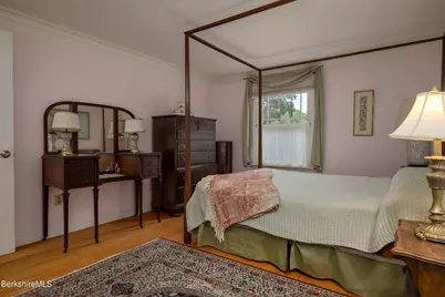 124 Elm St, Williamstown, MA 01267 - Photo 27