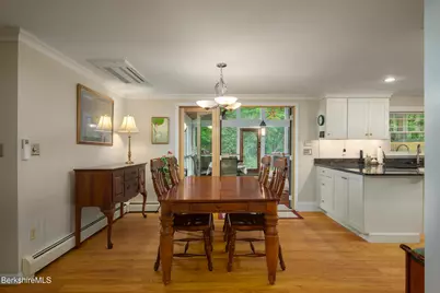 124 Elm St, Williamstown, MA 01267 - Photo 13