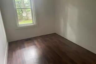 21 Woodleigh Rd, Pittsfield, MA 01201 - Photo 5