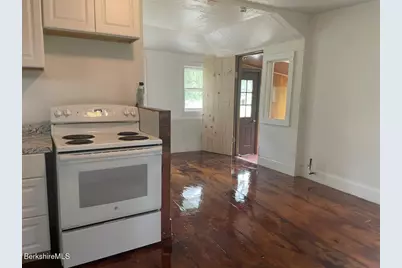 21 Woodleigh Rd, Pittsfield, MA 01201 - Photo 3