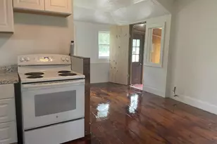 21 Woodleigh Rd, Pittsfield, MA 01201 - Photo 3