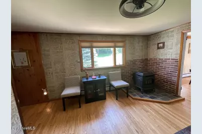 29 Grove Ave, Lanesborough, MA 01237 - Photo 31