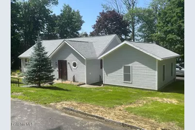 29 Grove Ave, Lanesborough, MA 01237 - Photo 55