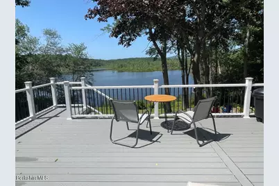 29 Grove Ave, Lanesborough, MA 01237 - Photo 17