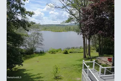 29 Grove Ave, Lanesborough, MA 01237 - Photo 3