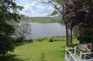 29 Grove Ave, Lanesborough, MA 01237 - Photo 3
