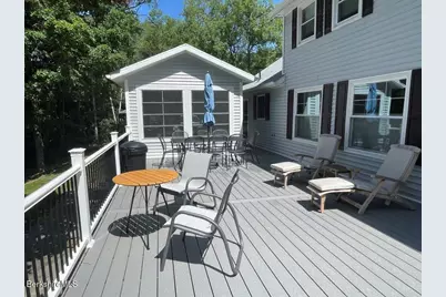 29 Grove Ave, Lanesborough, MA 01237 - Photo 15