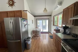 29 Grove Ave, Lanesborough, MA 01237 - Photo 21