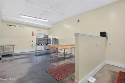 18 Elm Ct, Sheffield, MA 01257 - Photo 27
