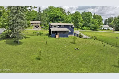 178 New Lenox Rd, Lenox, MA 01240 - Photo 9