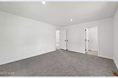 395 Cheshire Rd #106, Pittsfield, MA 01201 - Photo 19