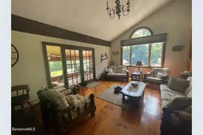 40 Willow Cove Rd, Cheshire, MA 01225 - Photo 5