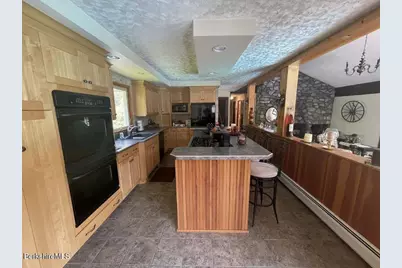 40 Willow Cove Rd, Cheshire, MA 01225 - Photo 11