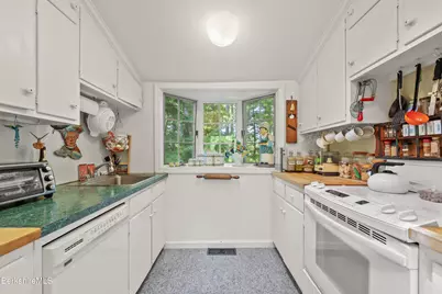 19 Sackman Way, Monterey, MA 01245 - Photo 11