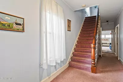 232 First St, Pittsfield, MA 01201 - Photo 5
