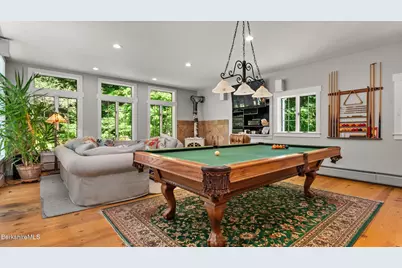 276 Division St, Great Barrington, MA 01230 - Photo 19