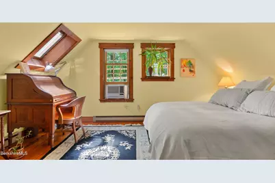 276 Division St, Great Barrington, MA 01230 - Photo 37