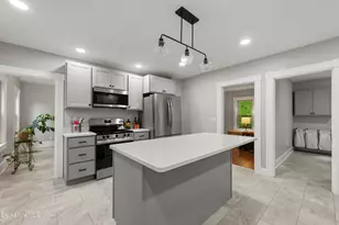 27 Richmond Ln, Adams, MA 01220 - Photo 11