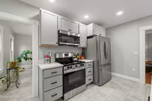 27 Richmond Ln, Adams, MA 01220 - Photo 15