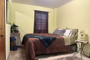 8 Fuller St, North Adams, MA 01247 - Photo 13