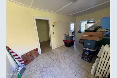 842 Church St, North Adams, MA 01247 - Photo 29