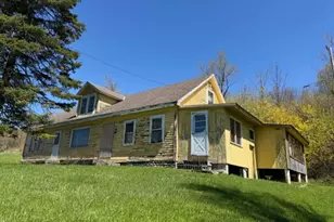 842 Church St, North Adams, MA 01247 - Photo 1