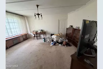842 Church St, North Adams, MA 01247 - Photo 13