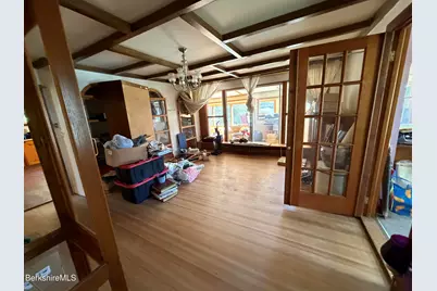842 Church St, North Adams, MA 01247 - Photo 9