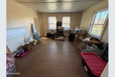 842 Church St, North Adams, MA 01247 - Photo 27