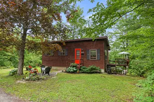160 Chestnut Rd, Richmond, MA 01254 - Photo 1