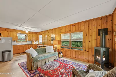160 Chestnut Rd, Richmond, MA 01254 - Photo 7