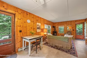 160 Chestnut Rd, Richmond, MA 01254 - Photo 23