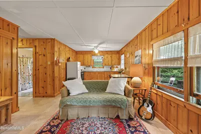 160 Chestnut Rd, Richmond, MA 01254 - Photo 9