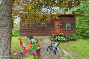 160 Chestnut Rd, Richmond, MA 01254 - Photo 3