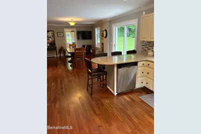 369 Housatonic St, Lenox, MA 01240 - Photo 19