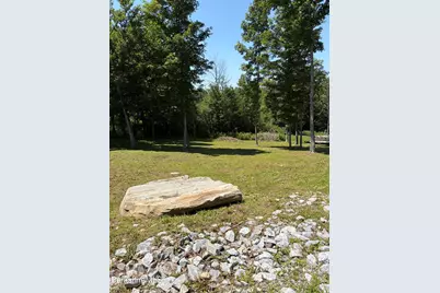 487 Jenks Rd, Cheshire, MA 01225 - Photo 1