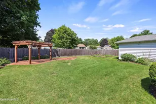 112 Gamwell Ave, Pittsfield, MA 01201 - Photo 5