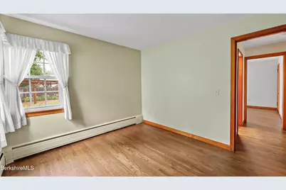 112 Gamwell Ave, Pittsfield, MA 01201 - Photo 25